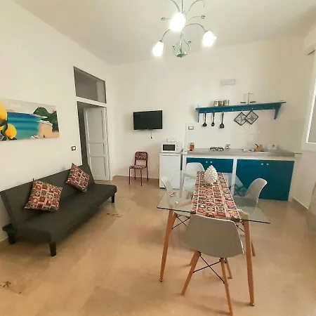 Atelier House 69 * Trappeto (Sicily)