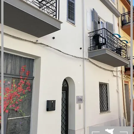 Atelier House 69 Apartment